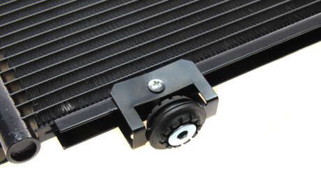 Фото 3 - Радиатор кондиционера Van Wezel 53005286