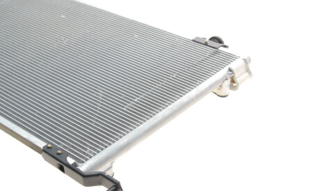 Фото 3 - Радіатор кондиціонера Van Wezel 53005393