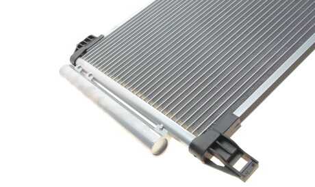 Фото 3 - Радіатор кондиціонера Van Wezel 53005404