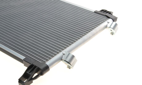 Фото 4 - Радіатор кондиціонера Van Wezel 53005404