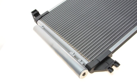 Фото 6 - Радіатор кондиціонера Van Wezel 53005404