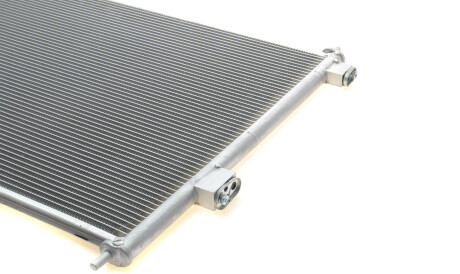 Фото 3 - Радиатор кондиционера Van Wezel 53005410