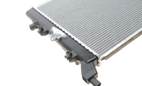 Фото 7 - Радіатор охолодження Van Wezel 58002326