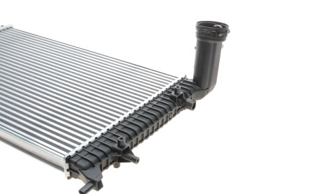 Фото 6 - Интеркулер Van Wezel 58004268