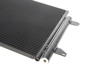 Фото 3 - Радіатор кондиціонера Van Wezel 58005211