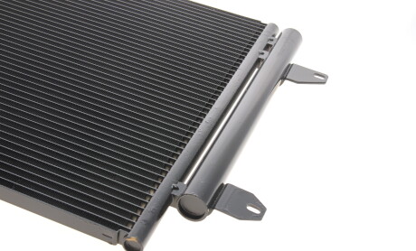 Фото 6 - Радіатор кондиціонера Van Wezel 58005211