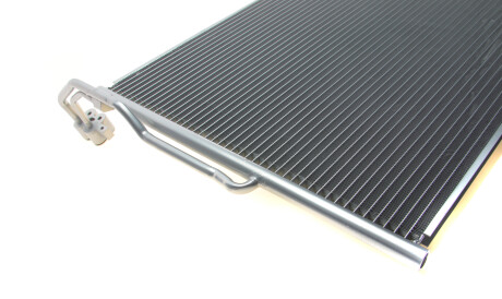 Фото 3 - Радіатор кондиціонера Van Wezel 58005334