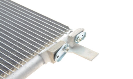 Фото 2 - Радіатор кондиціонера Van Wezel 58005335