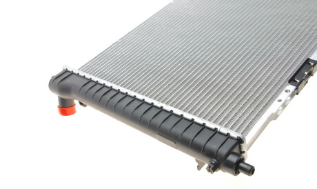 Фото 3 - Радиатор охлаждения двигателя Van Wezel 81002066