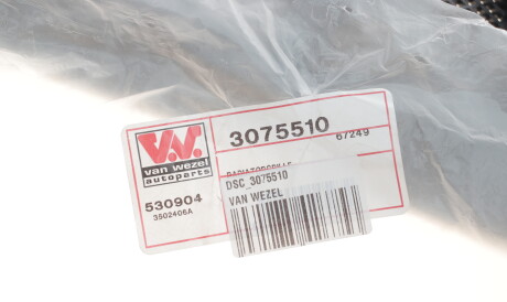 Фото 2 - Решетка радиатора Van Wezel DSC_3075510 (DSC3075510)