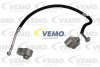 Трубка кондиціонера - ((3B0260701B)) VEMO V15200017 (фото 1)
