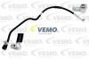 Трубка кондиціонера - ((8E0260701BD)) VEMO V15200040 (фото 1)