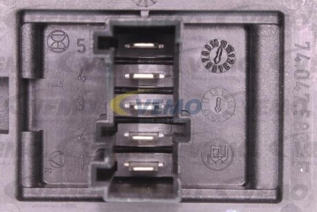 Фото 2 - Автозапчасть VEMO V22790006