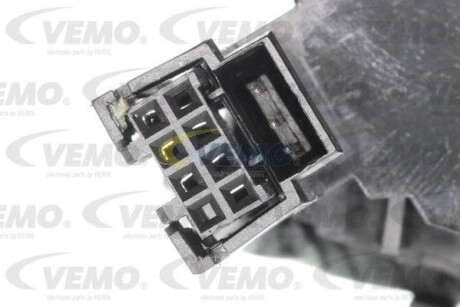 Фото 2 - Підрульовий перемикач VEMO V33800009