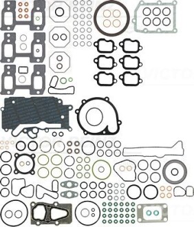 Повний комплект прокладок двигуна FENDT 712 VARIO, 714 VARIO, 716 VARIO, 718 VARIO, 720 VARIO, 722 VARIO, 724 VARIO, 819 VARIO, 822 VARIO, 824 VARIO, 826 VARIO, 828 VARIO DEUTZ FAHR 6155 - VICTOR REINZ 013956302