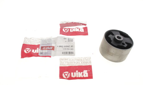 Фото 2 - Водяний насос Vika 10520258701