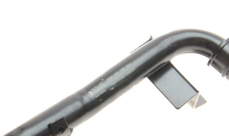 Фото 3 - Патрубок системы охлаждения Vika 11211404001