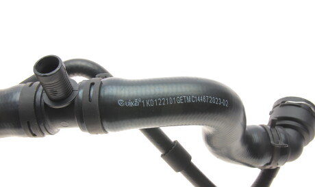 Фото 3 - Патрубок системы охлаждения Vika 11221775401