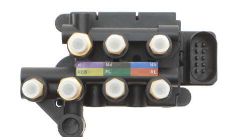 Фото 3 - Автозапчастина Vika 66160002701