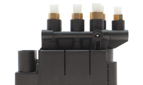 Клапан пневмопідвіски Audi Q7 2.0/3.0 TDI 15- - Vika 66160002701