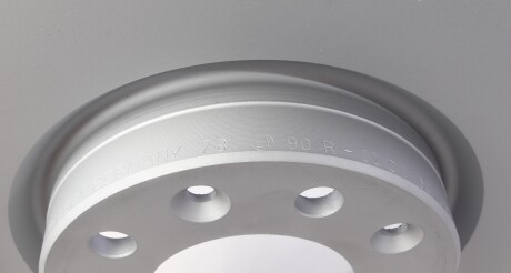 Фото 3 - Тормозной диск ZIMMERMANN 180.3026.20 (180302620)