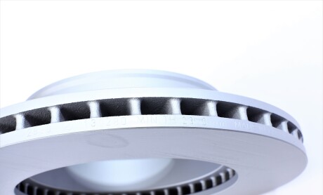 Фото 4 - Тормозной диск ZIMMERMANN 590.2820.20 (590282020)