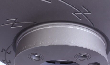 Фото 3 - Тормозной диск ZIMMERMANN 600.3225.55