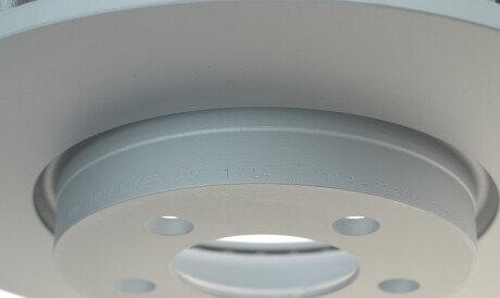 Фото 3 - Тормозной диск ZIMMERMANN 600326020