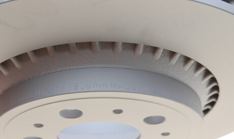 Фото 3 - Тормозной диск ZIMMERMANN 610.3708.20 (610370820)