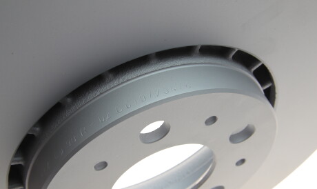 Фото 3 - Тормозной диск ZIMMERMANN 610.3719.20 (610371920)